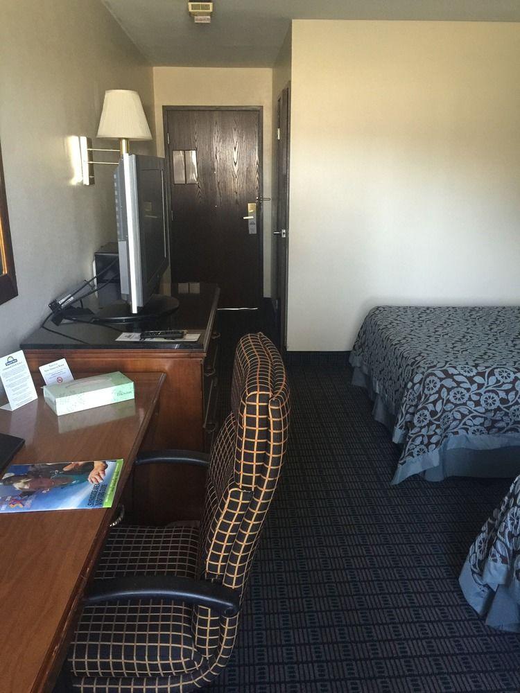 Motel 6 Mcgraw, Ny - Cortland Exterior foto